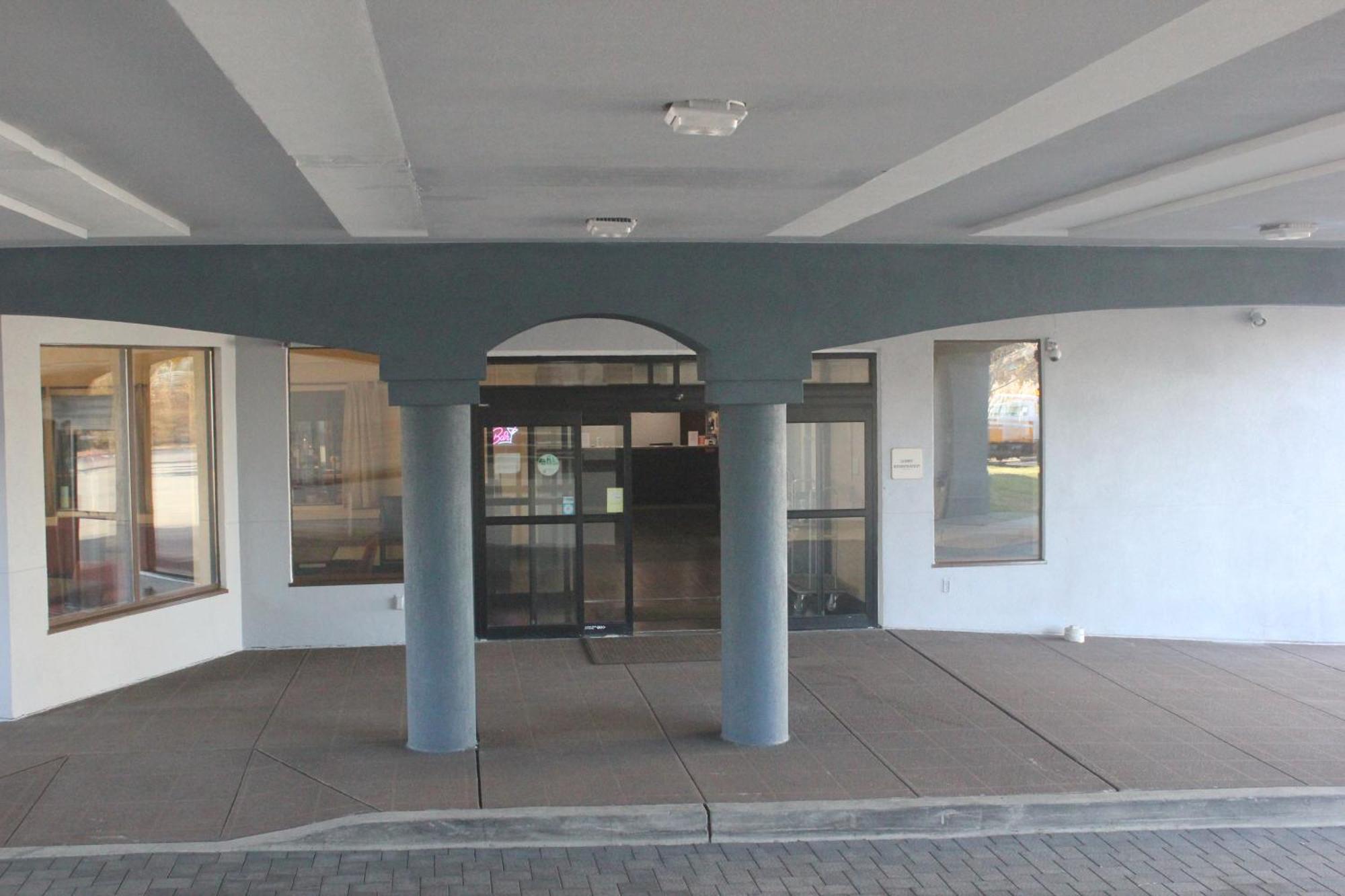 Regency Inn & Suites New London Mystic Exterior foto